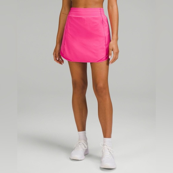 lululemon athletica Dresses & Skirts - Lululemon Hotty Hot HR Skirt *Long